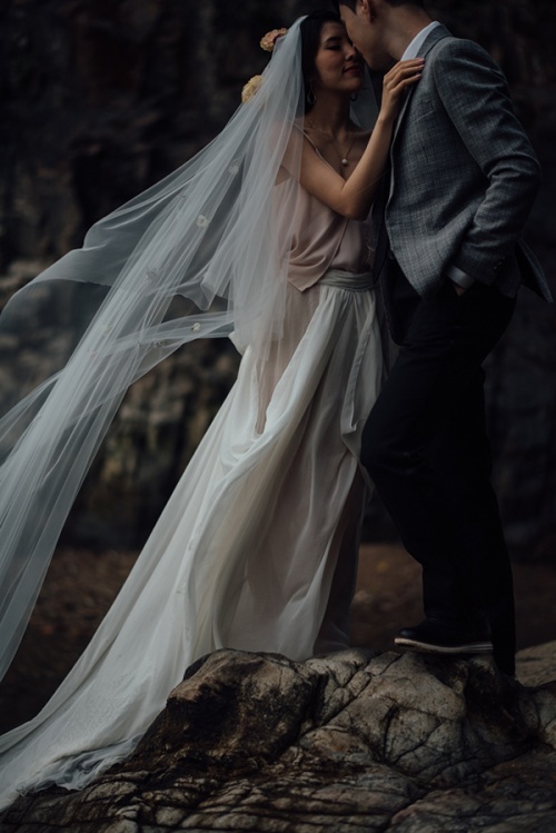Lau sees modern and minimalistic as the next wedding trend